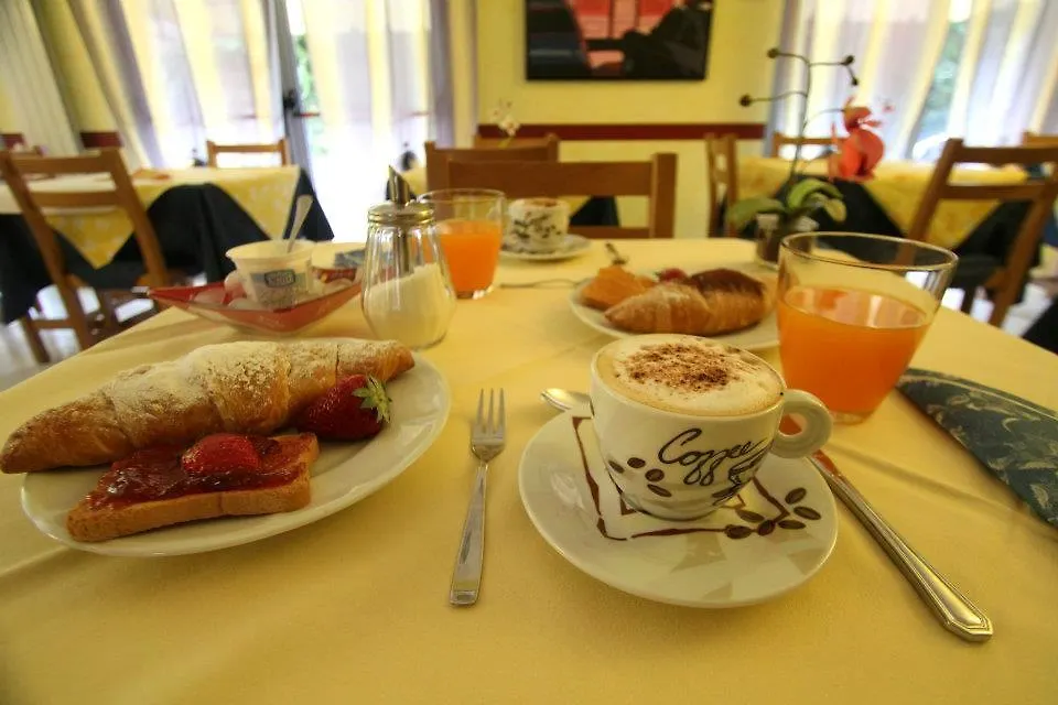 Hotel Claudia Loano