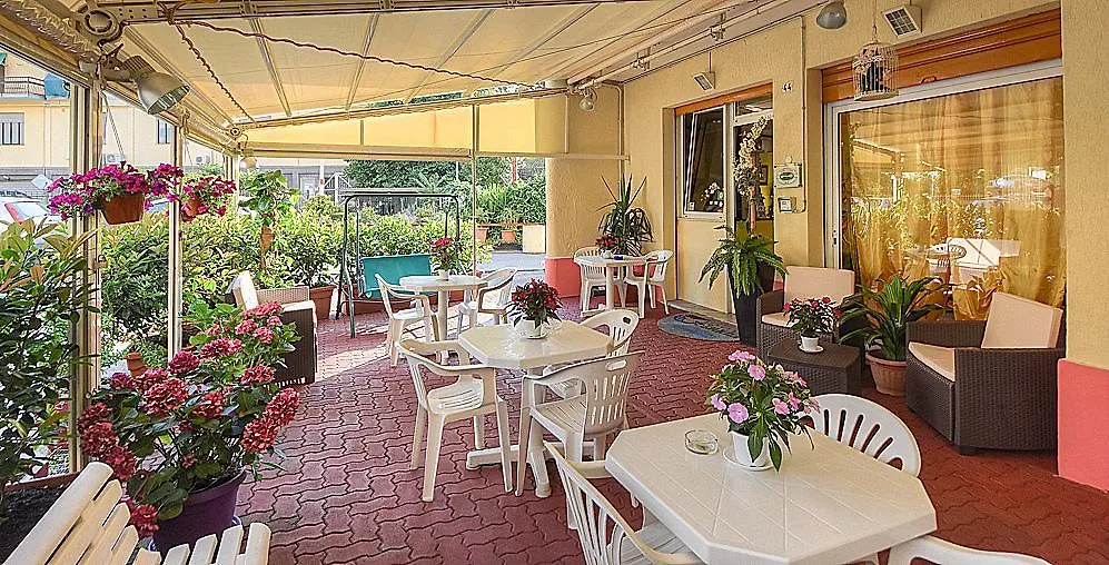 Hotel Claudia Loano