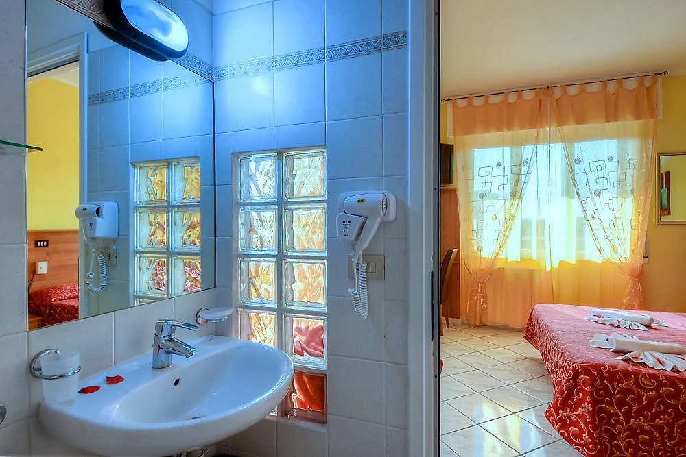 Hotel Claudia Loano
