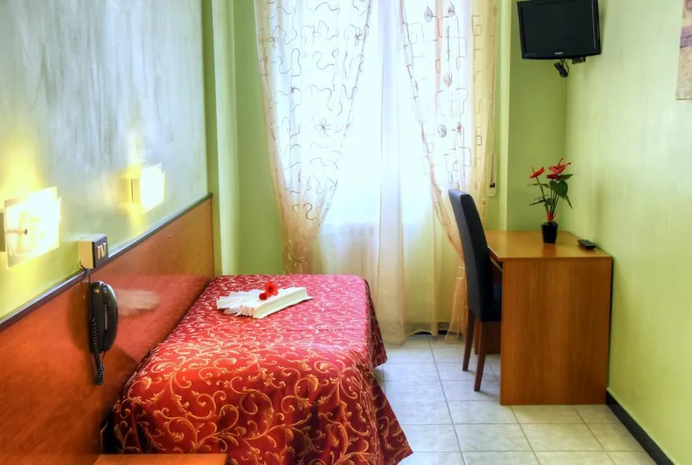 Hotel Claudia Loano